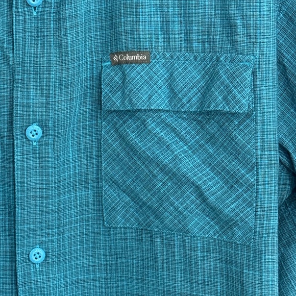 Columbia Men's Casual Button Up Blue & Black Short Sleeve Shirt Size XXL - Picture 4 of 4